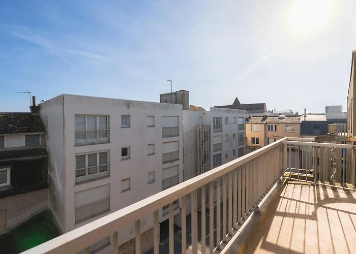 T2 Au Centre Du Touquet, Balcon Et Confort - Fr-1-821-33 Le Touquet